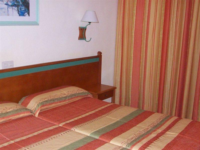 Universal Hotel Laguna Canyamel  Zewnętrze zdjęcie